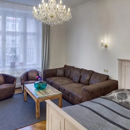Apart Otel Old Town Square 4*