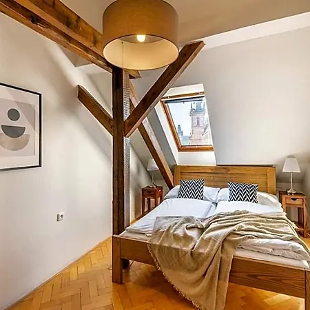 Old Town Square 4* Πράγα