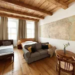 Old Town Square 4*