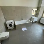 Ξενοδοχείο με διαμερίσματα Old Town Square 4*