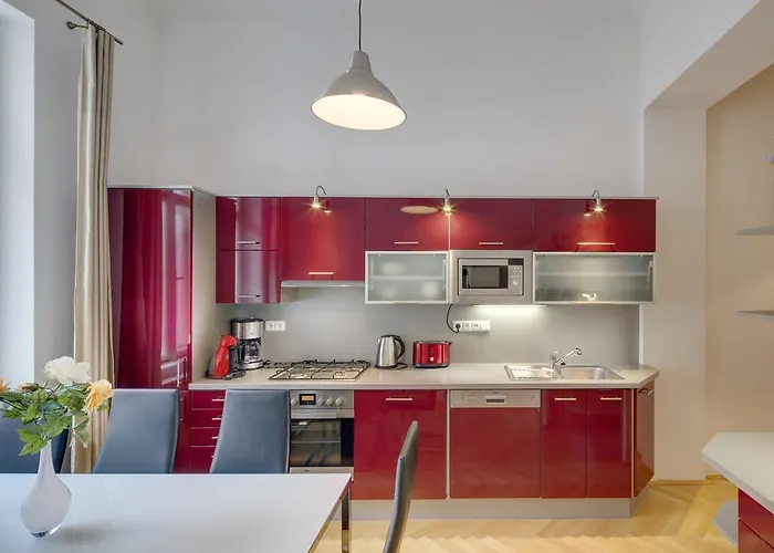 Old Town Square Aparthotel 4*