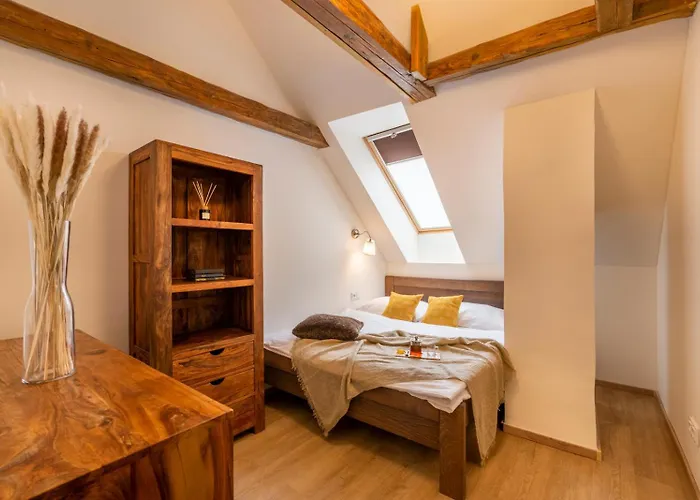 Old Town Square 4*