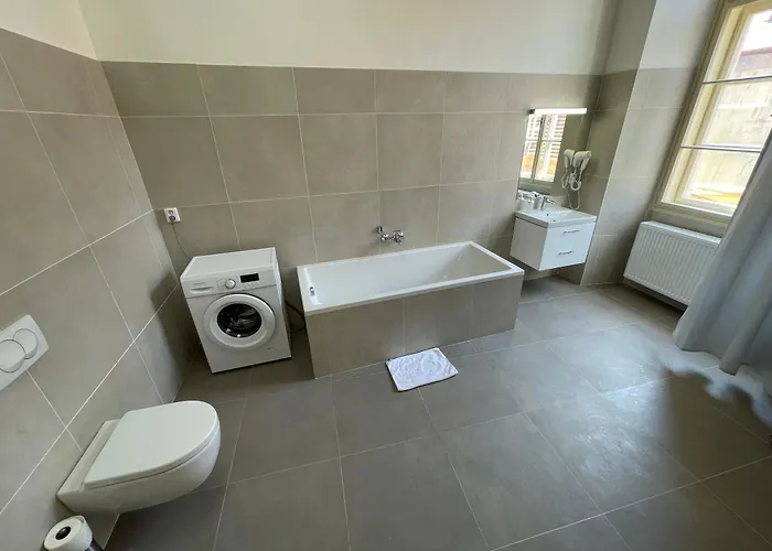 Aparthotel Old Town Square 4*