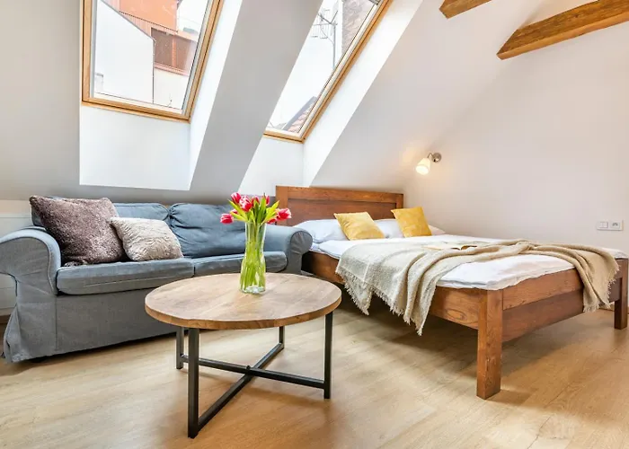 Old Town Square Aparthotel 4*
