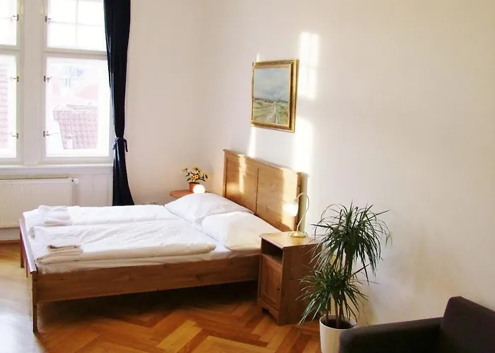 Aparthotel Old Town Square 4*