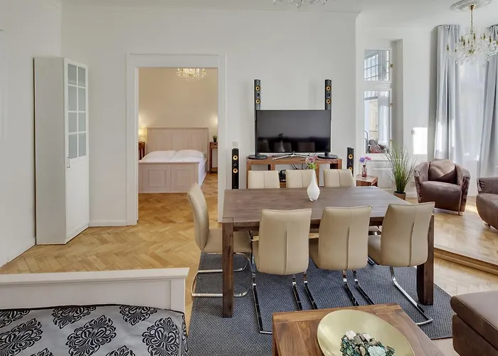 Old Town Square Aparthotel 4*