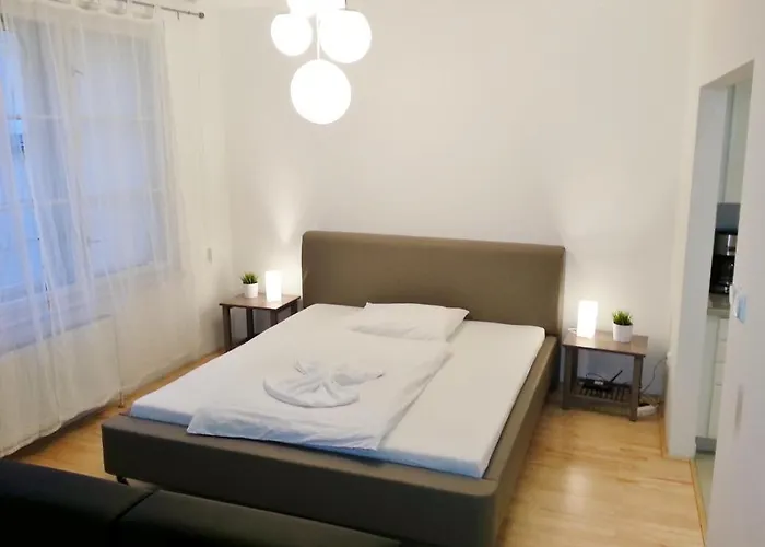 Old Town Square Aparthotel 4*