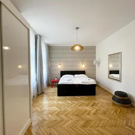 Old Town Square 4* פראג