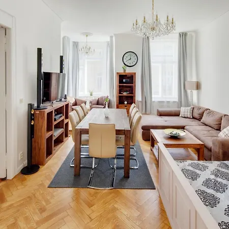 Old Town Square 4* פראג
